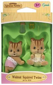 9427_3218_walnut_squirrel_twins
