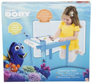 Stół z kolorowankami Gdzie jest Dory?